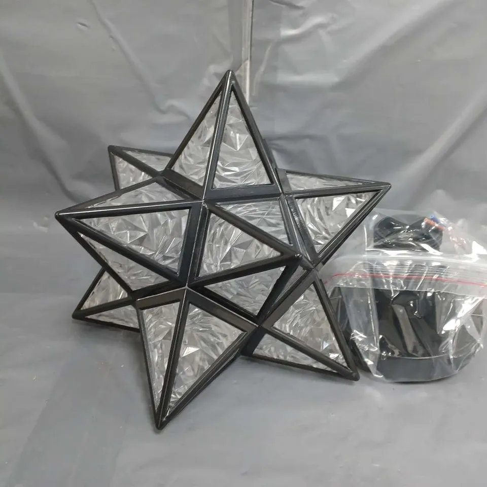 BOXED LIGHT FIXTURE DÉCOR 