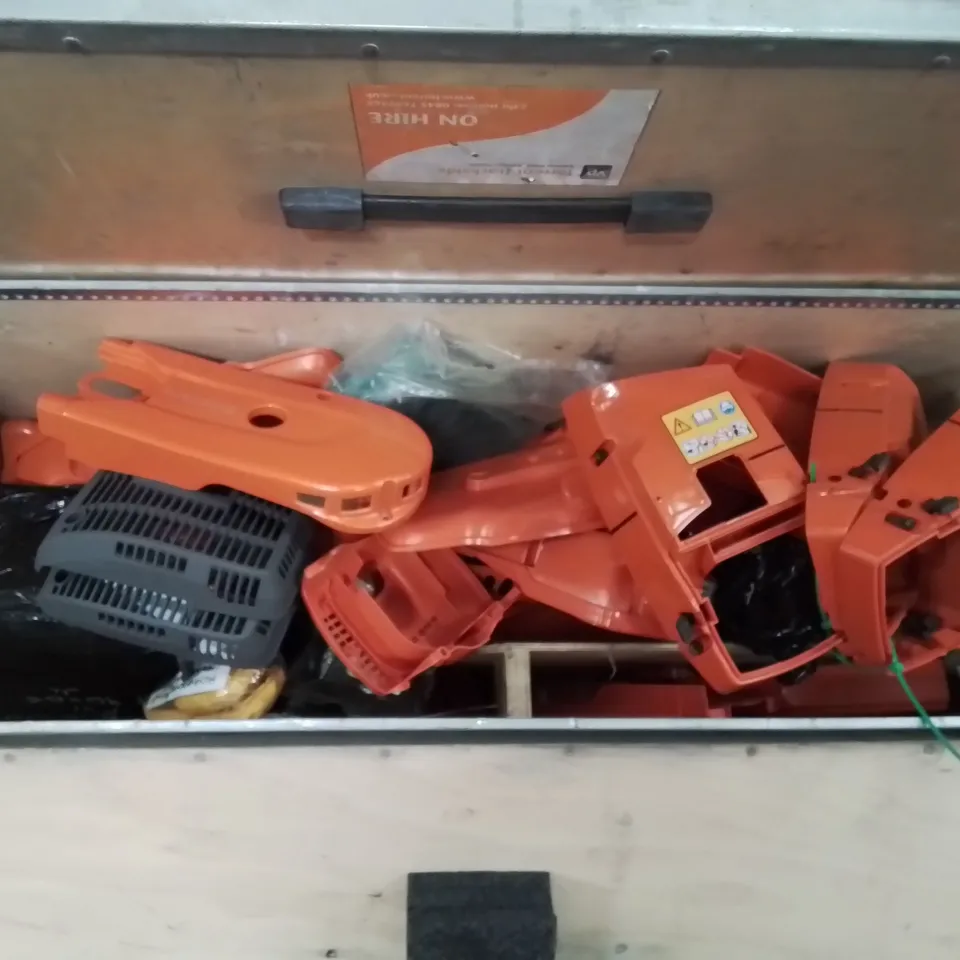 MIXED PALLET OF GENUINE HUSQVARNA PARTS, AND ACCESSORIES ETC.