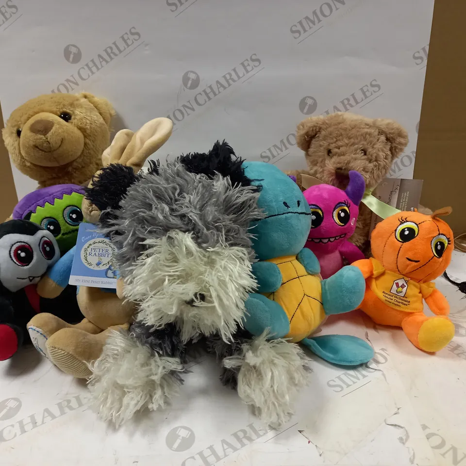 9 ASSORTED SOFT TOYS TO INCLUDE; POKEMON, PETER RABBIT AND RONALD MCDONALD HOUSE CHARITIES