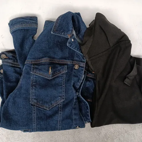 APPROXIMATELY 20 ASSORTED CLOTHING AND FASHION PRODUCTS IN VARIOUS STYLES AND SIZES - COLLECTION ONLY