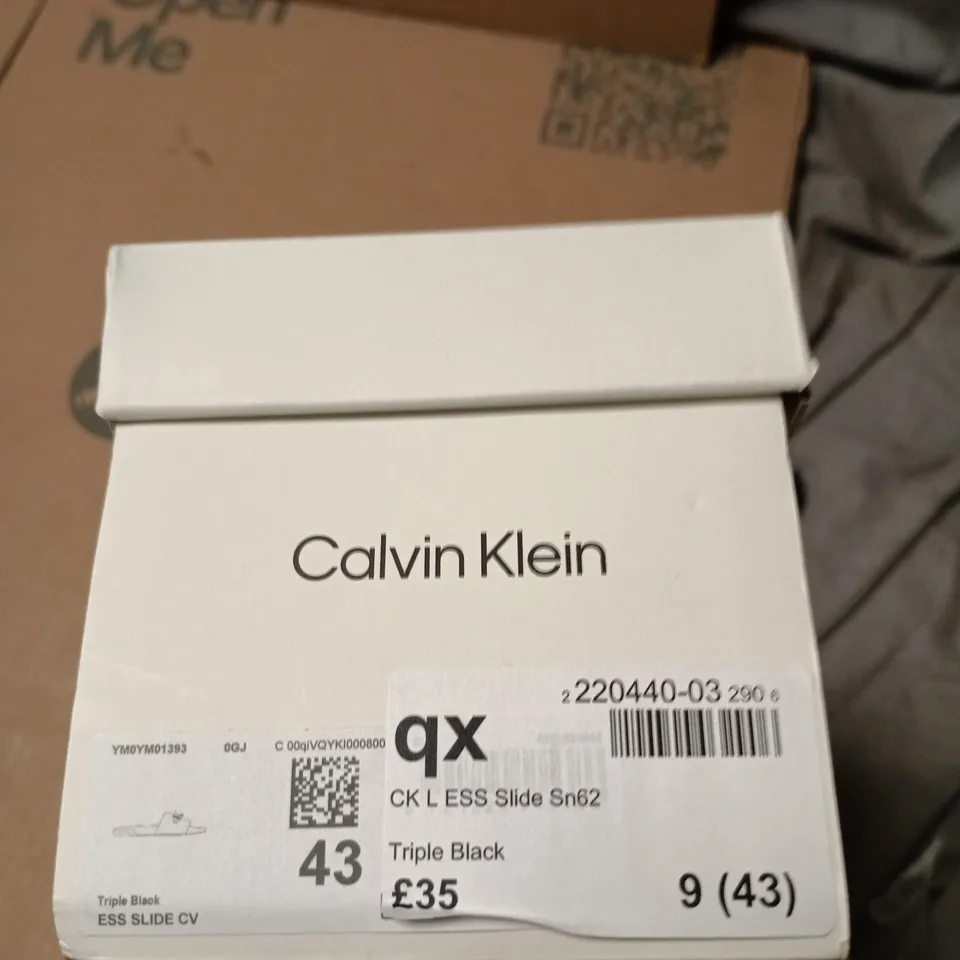 CALVIN KLEIN TRIPLE BLACK SLIDE SANDALS – MEN’S UK 9 (EU 43)