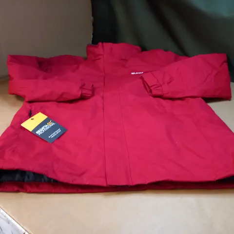 REGATTA PROFESSIONAL RED INSULATED WINTER JACKET - LARGE
