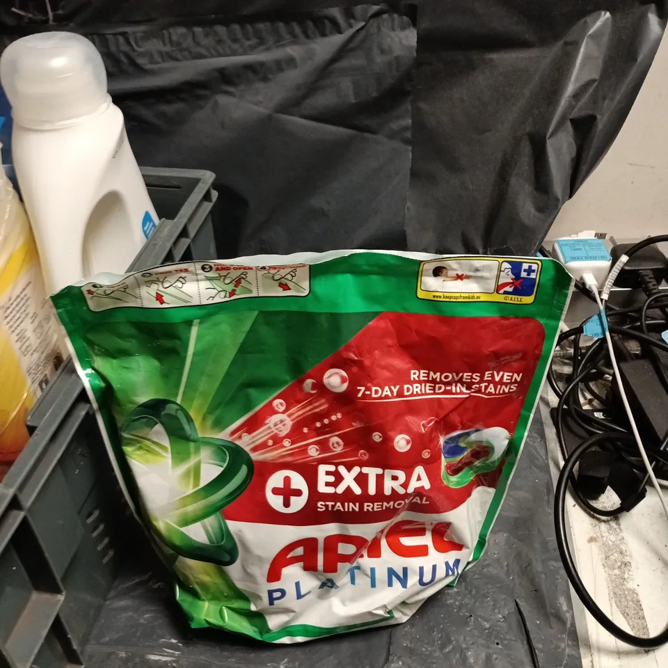 BOX OF FIVE ASSORTED CLEANING PRODUCTS TO INCLUDE: DISHWASHER PODS AND FABRIC CONDITIONER