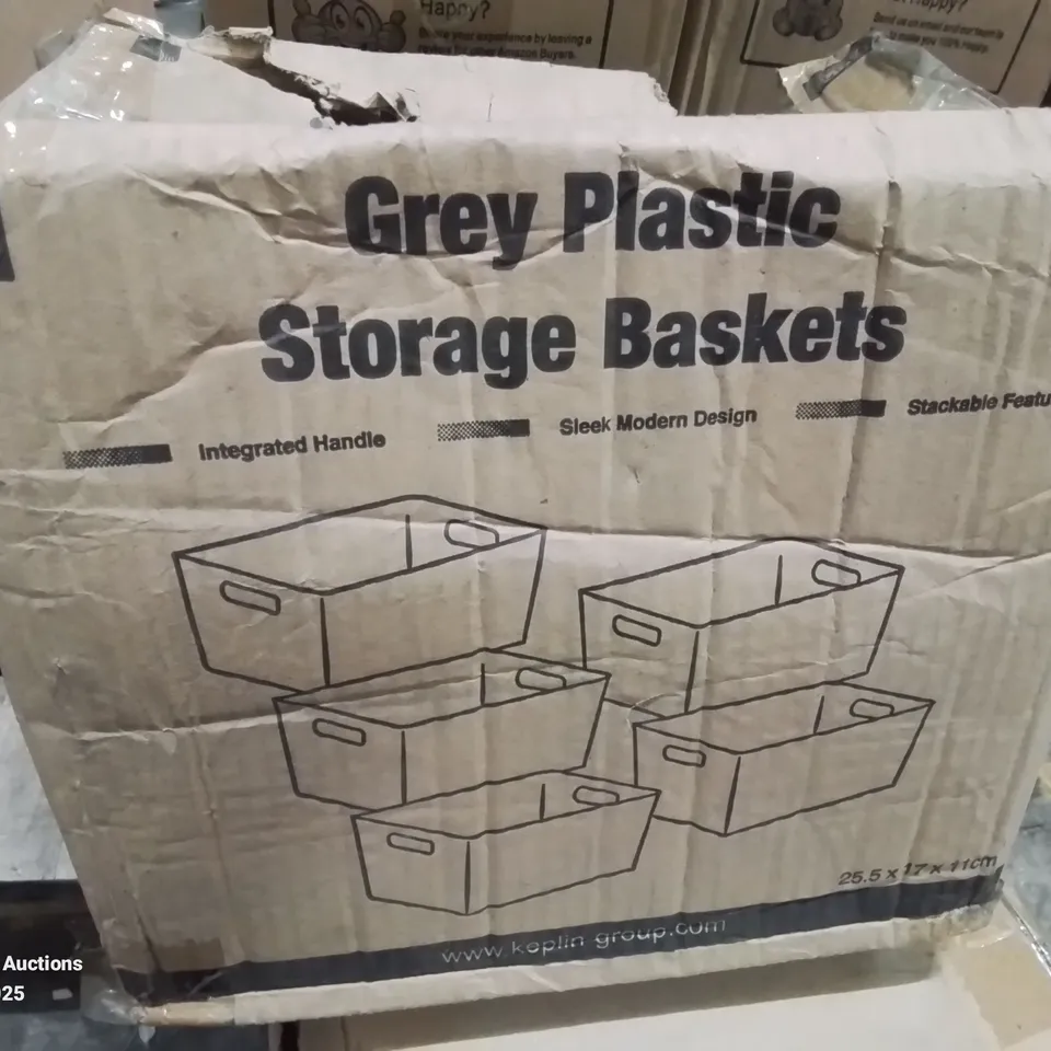 BOXED SET OF 5 GREY PLASTIC STORAGE BASKETS 