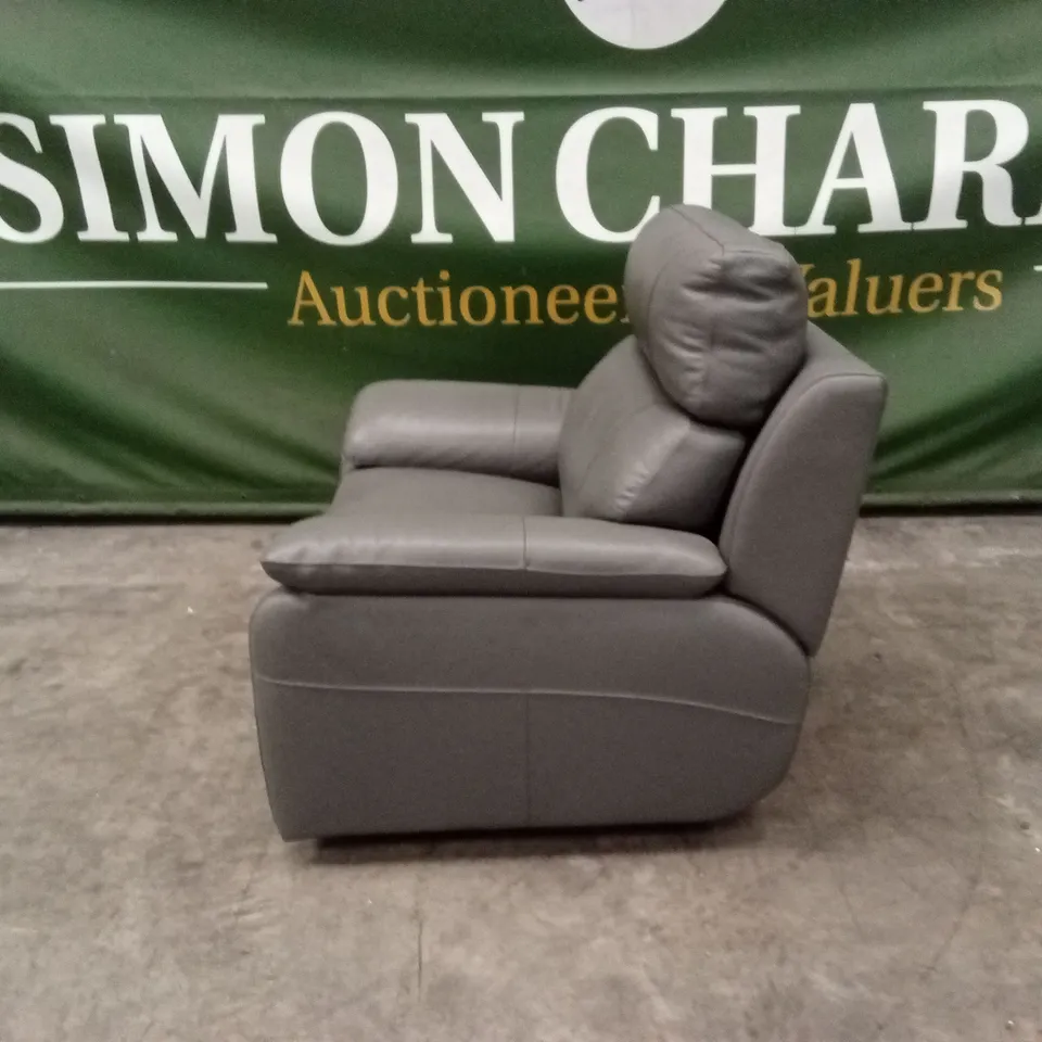 QUALITY DESIGNER ITALIAN MADE PATRIZIO LEATHER ARMCHAIR WITH SMALL ARMS
