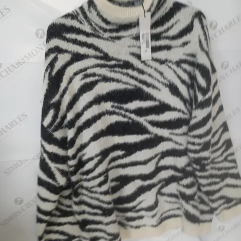 ROMAN ZEBRA FLUFFY ZEBRA - 16