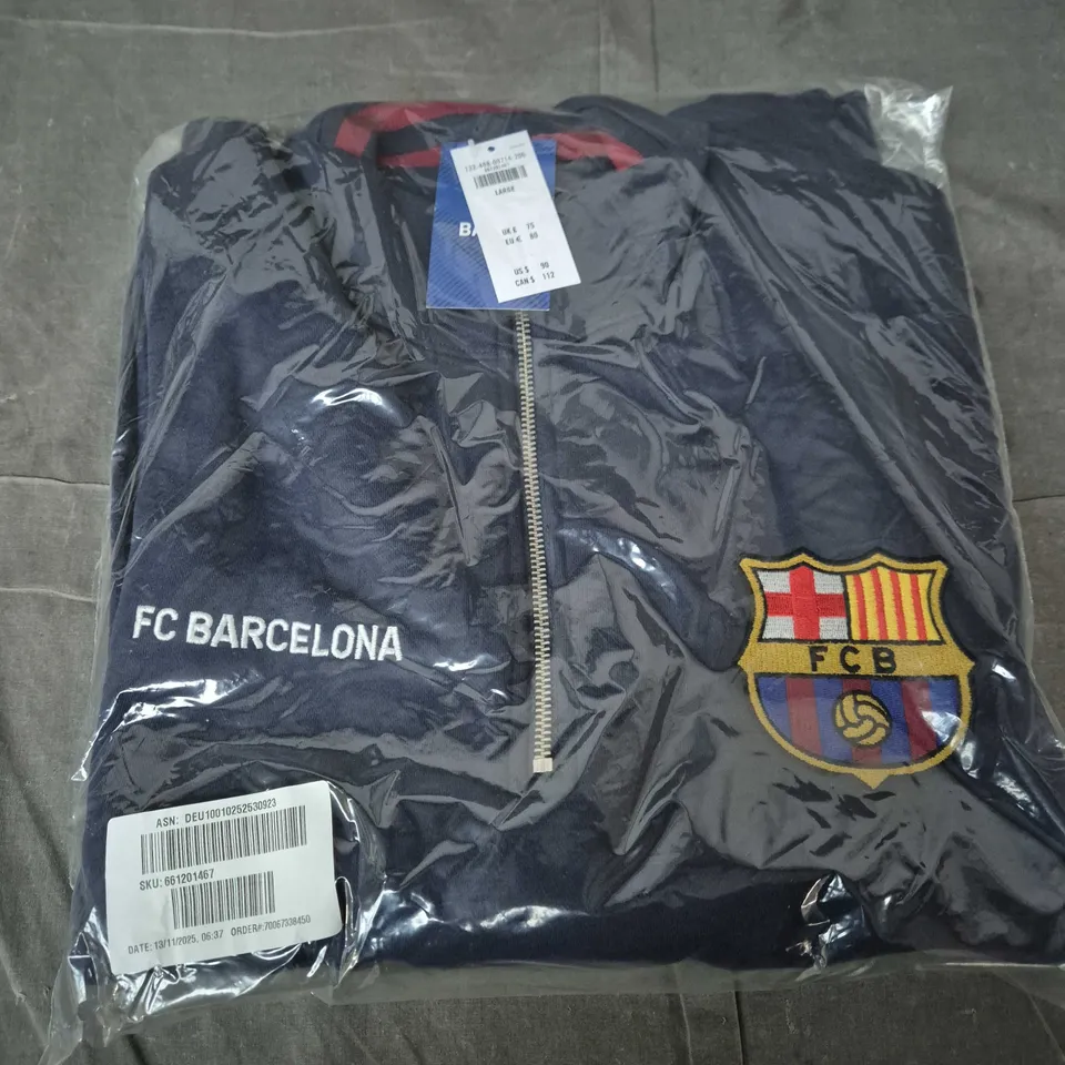 BAGGED ABERCROMBIE & FITCH FC BARCELONA QUARTER ZIP IN NAVY - LARGE