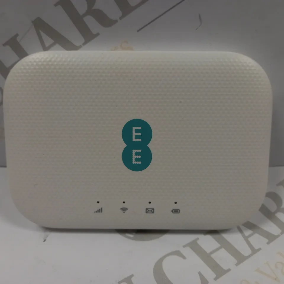 EE MINI ROUTER - WHITE