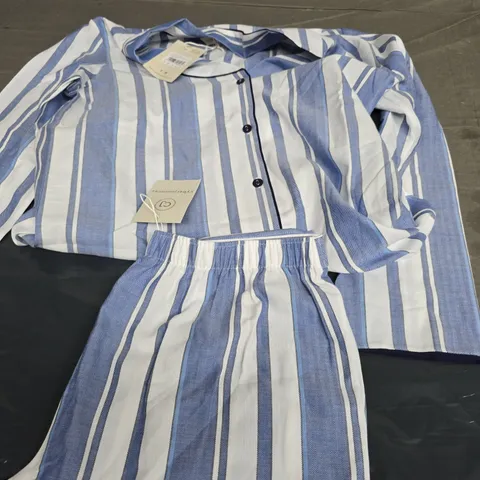 CYBER JAMMIES PYJAMA SET IN BLUE/ WHITE SIZE UK 10