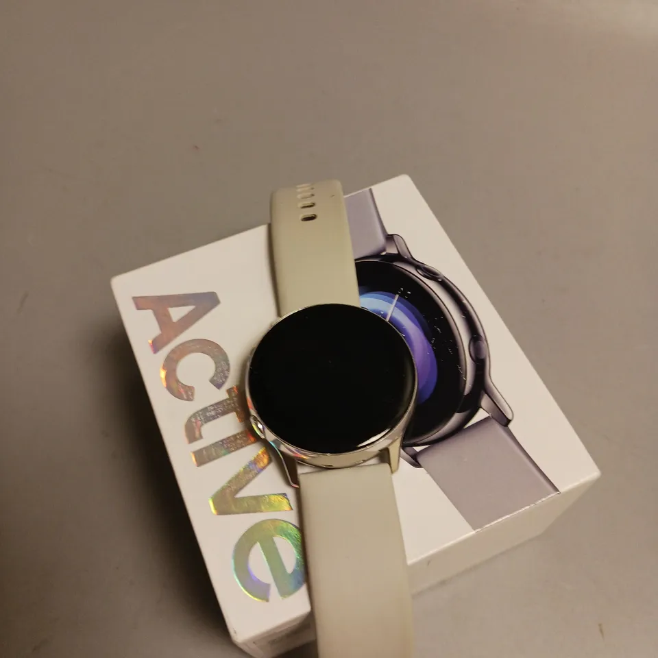 BOXED SAMSUNG GALAXY WATCH ACTIVE IN GREY