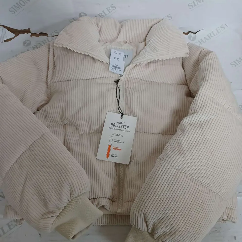 HOLLISTER CREAM CROPPED PUFFER JACKET - SMALL