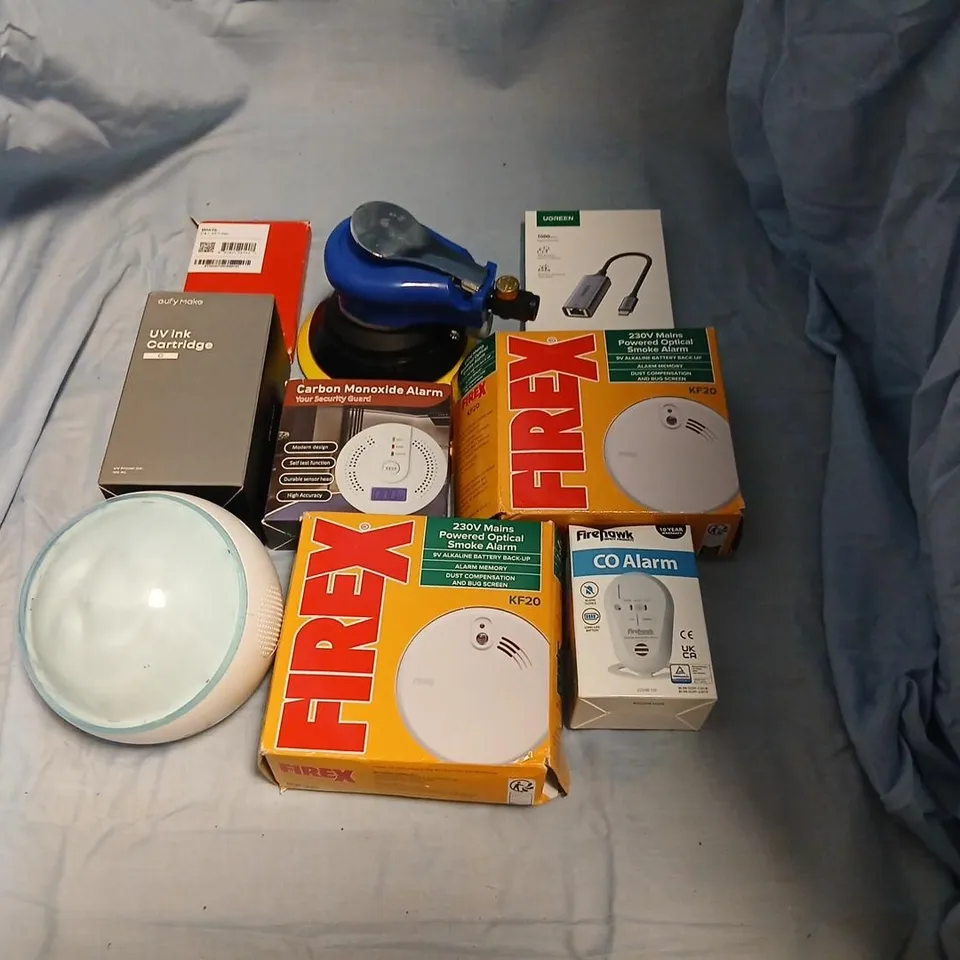 NINE ASSORTED PRODUCTS TO INCLUDE; FIREX 230V MAINS-POWERED OPTICAL SMOKE ALARM KIT WITH CO ALARM – BOXED SET (VERIFY MODEL)