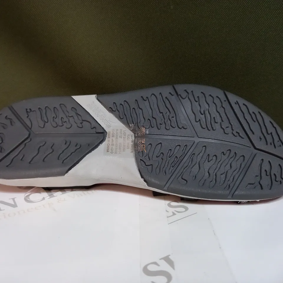 REGATTA LADY ROMA SANDALS SIZE 6