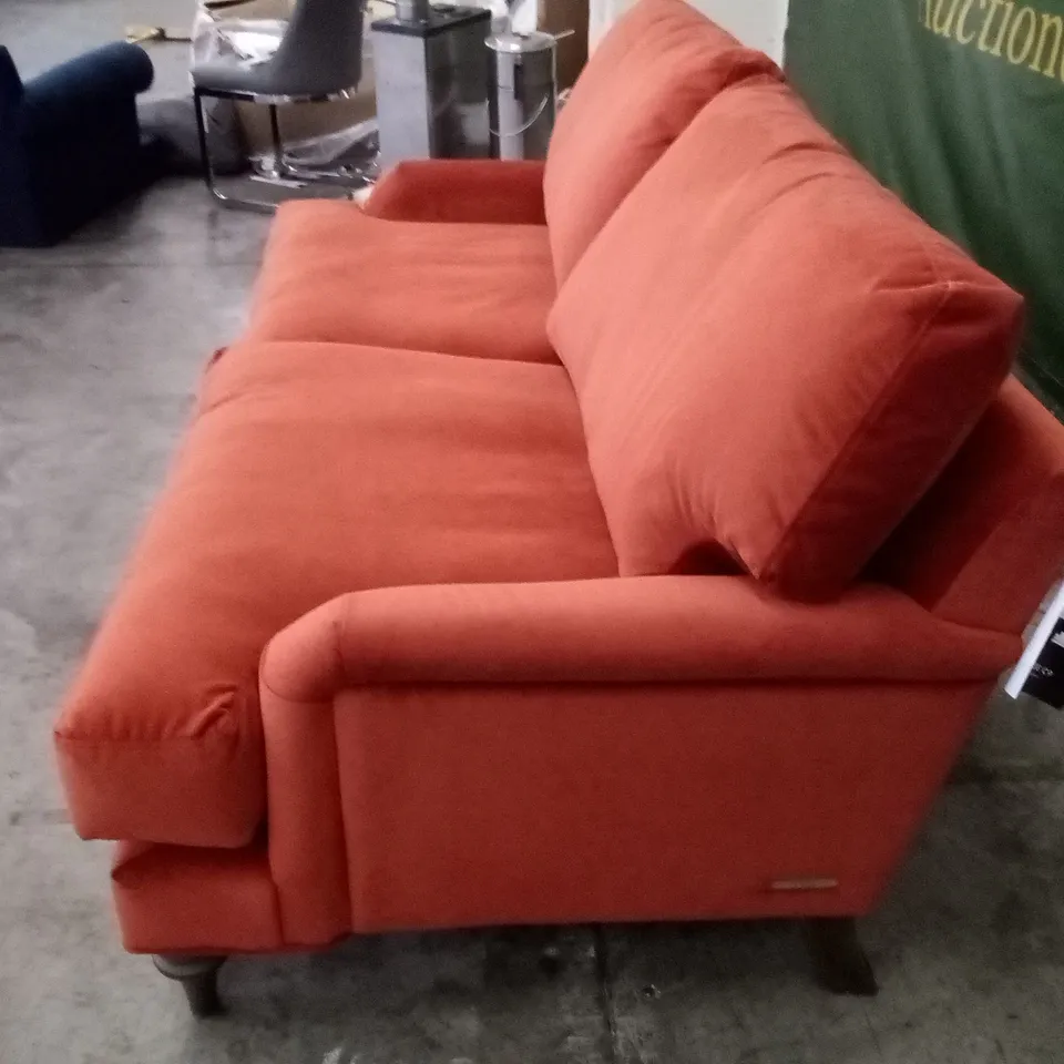 QUALITY THE LOUNGE CO DESIGNER 2.5 SEATER SOFA - ROSE FABRIC 