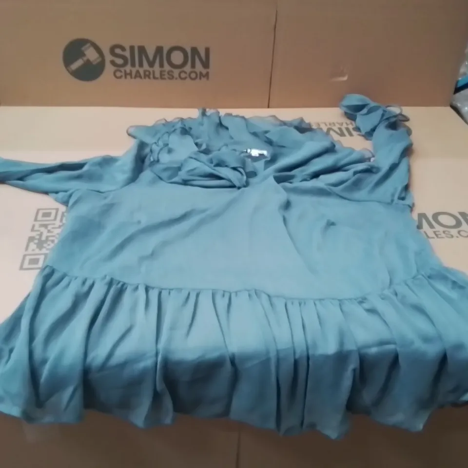 BOXED BRAND NEW APPROXIMATELY 11 SIMPLY BE RUFFLE BLOUSE TEAL SIZE 20