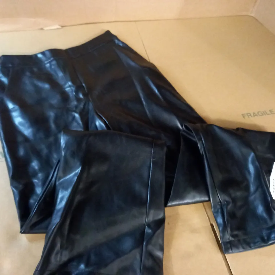 ASOS DESIGN LEATHER LOOK STRAIGHT LEG TROUSERS - UK 10