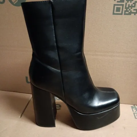 BOXED KOI BLACK PU PLATFORM ANKLE BOOTS WITH SIDE ZIP - 6/39