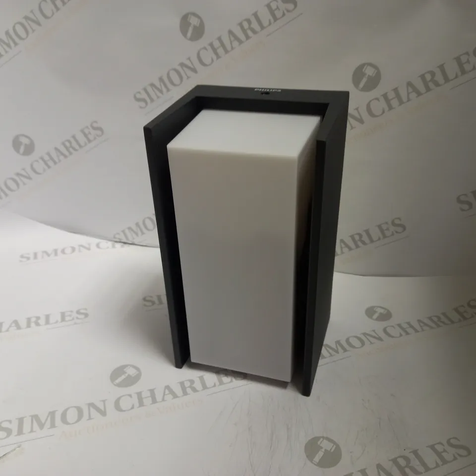 PHILIPS HUE TURACO WALL LIGHT
