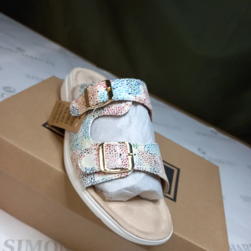 BOXED PAIR OF CUSHION WALK WHITE STRAPPY SANDALS - SIZE 7