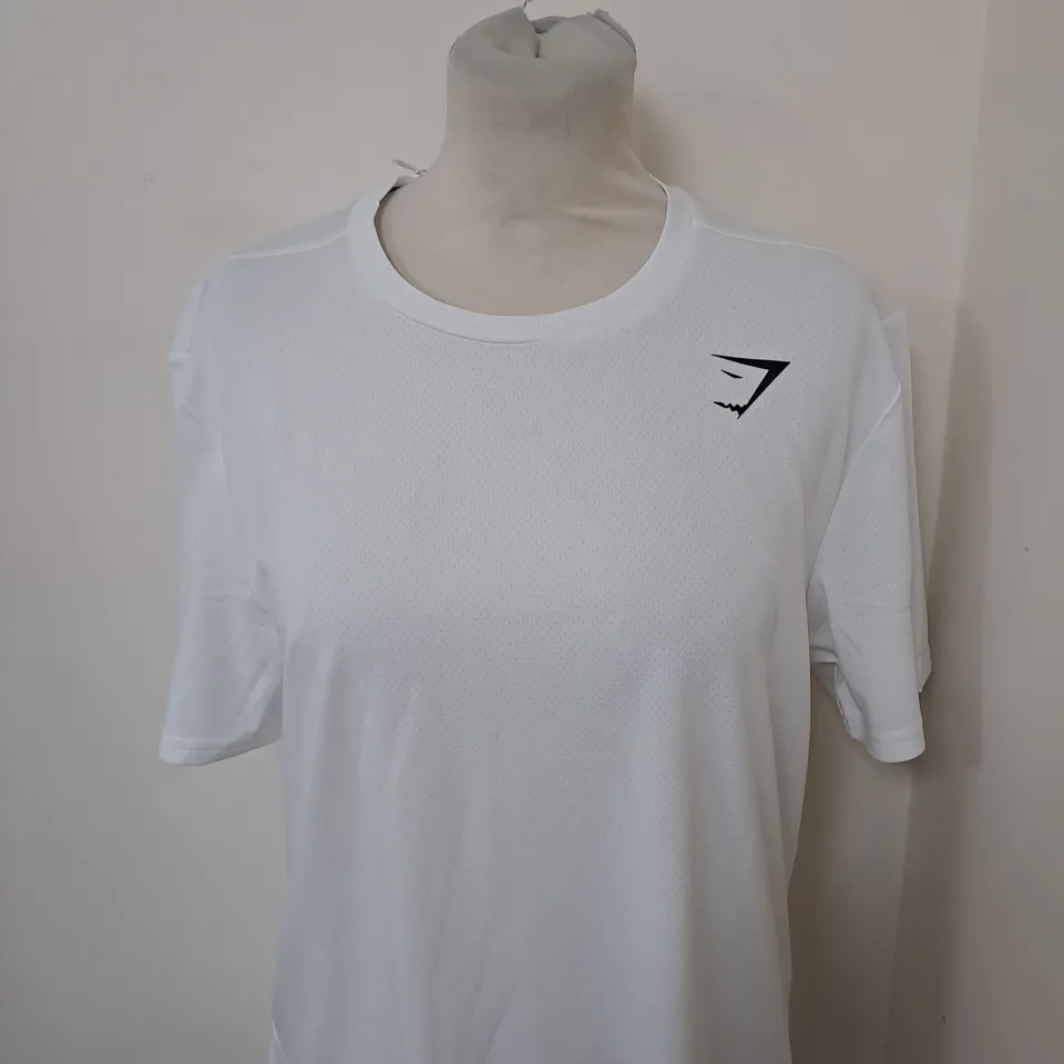 GYMSHARK REST DAY ESSENTIALS T-SHIRT SIZE M