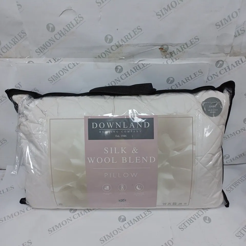 DOWNLAND SILK & WOOL BLEND PILLOW 