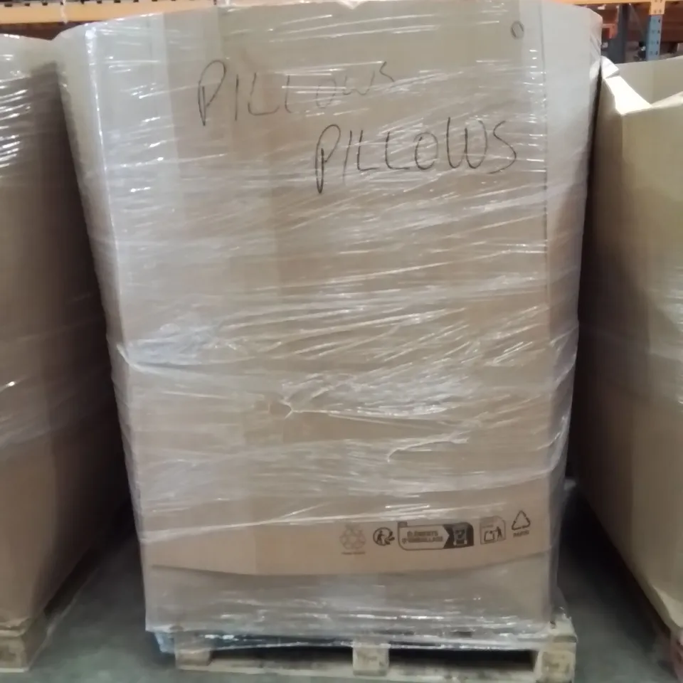 PALLET TO CONTAIN A LARGE QUANTITY OF PILLOWS