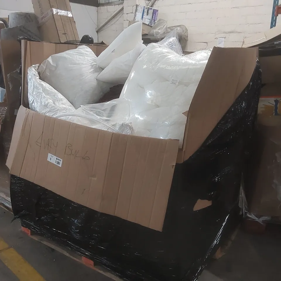 PALLET CONTAINING A VERY LARGE QUANTITY OF ASSORTED CONSUMER PRODUCTS INCLUDING: BEDDING, WIG, INCONTINENCE PADS ECT