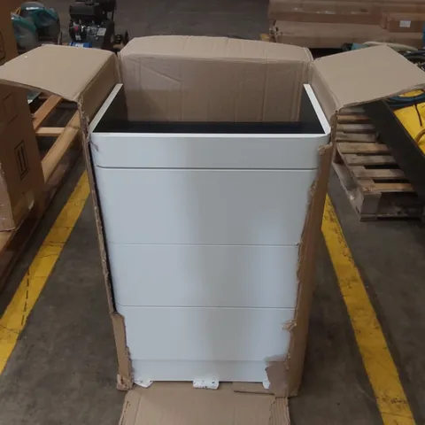 BOXED VELDEAU HENBURY 3 DRAWER VANITY UNIT - MATT WHITE