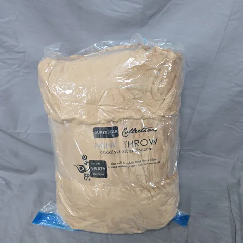 SUPERSTAR COLLECTION MINK THROW – BEIGE, 200 X 240 CM