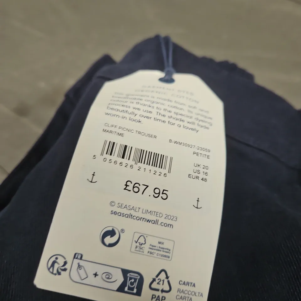 SEASALT CORNWALL CLIFF PICNIC TROUSERS - SIZE 20