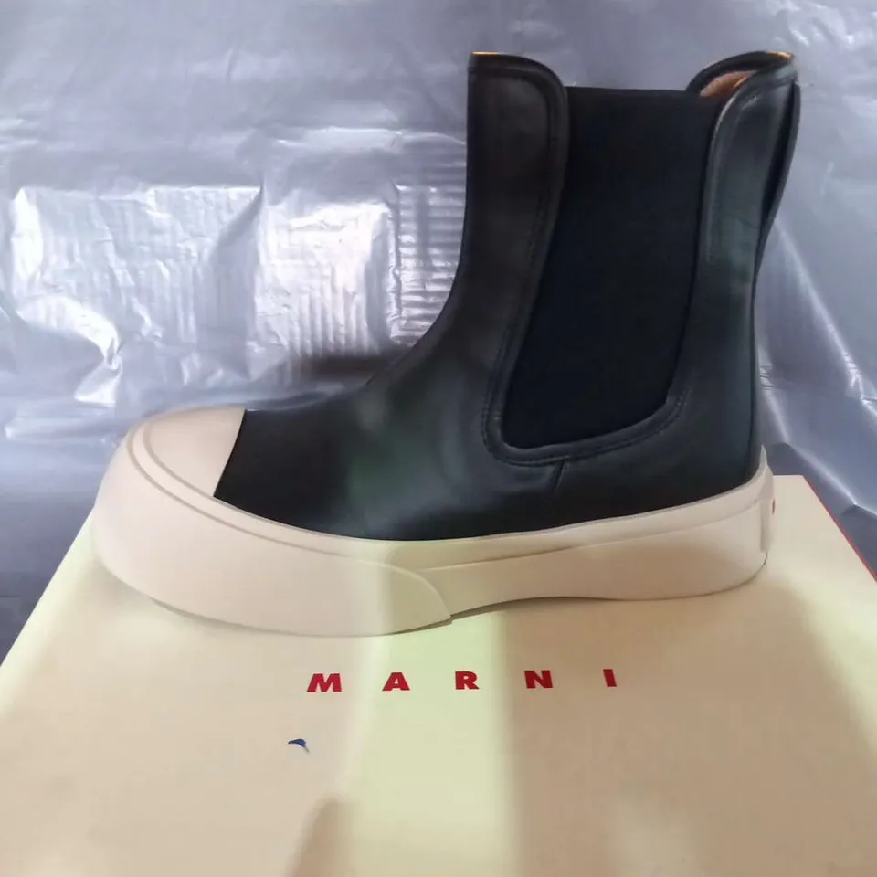 BOXED MARNI CHELSEA BOOT PABLO BLACK LEATHER SIZE 39