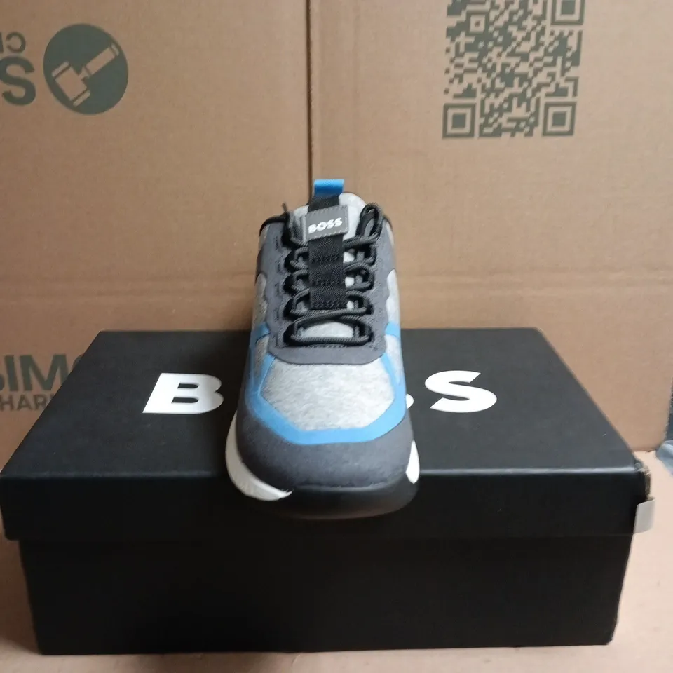 HUGO BOSS OPEN BLUE TITANIUM RUNNER TRAINERS – UK 7 (EU 41)