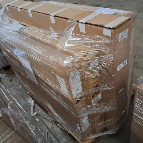 PALLET CONTAINING 5 ASSORTED DAMAGED TVS