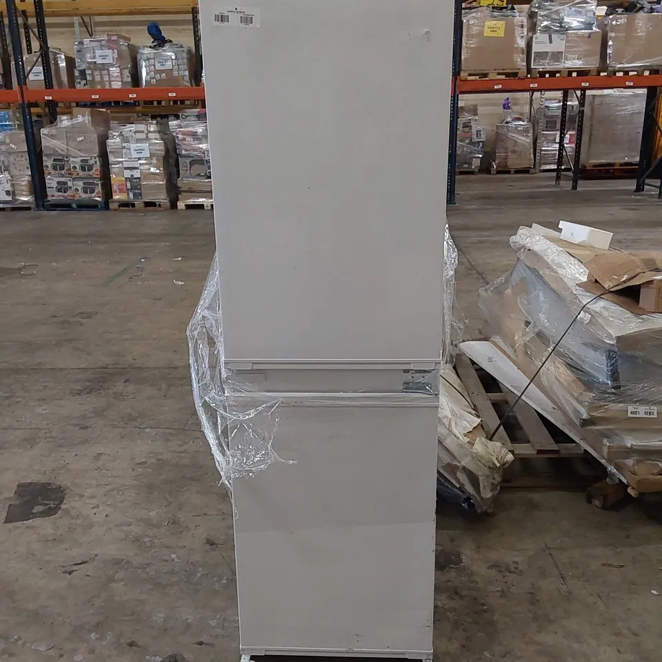 GRUNDIG GKFED445 BUILT-IN INTEGRATED 50/50 FRIDGE FREEZER