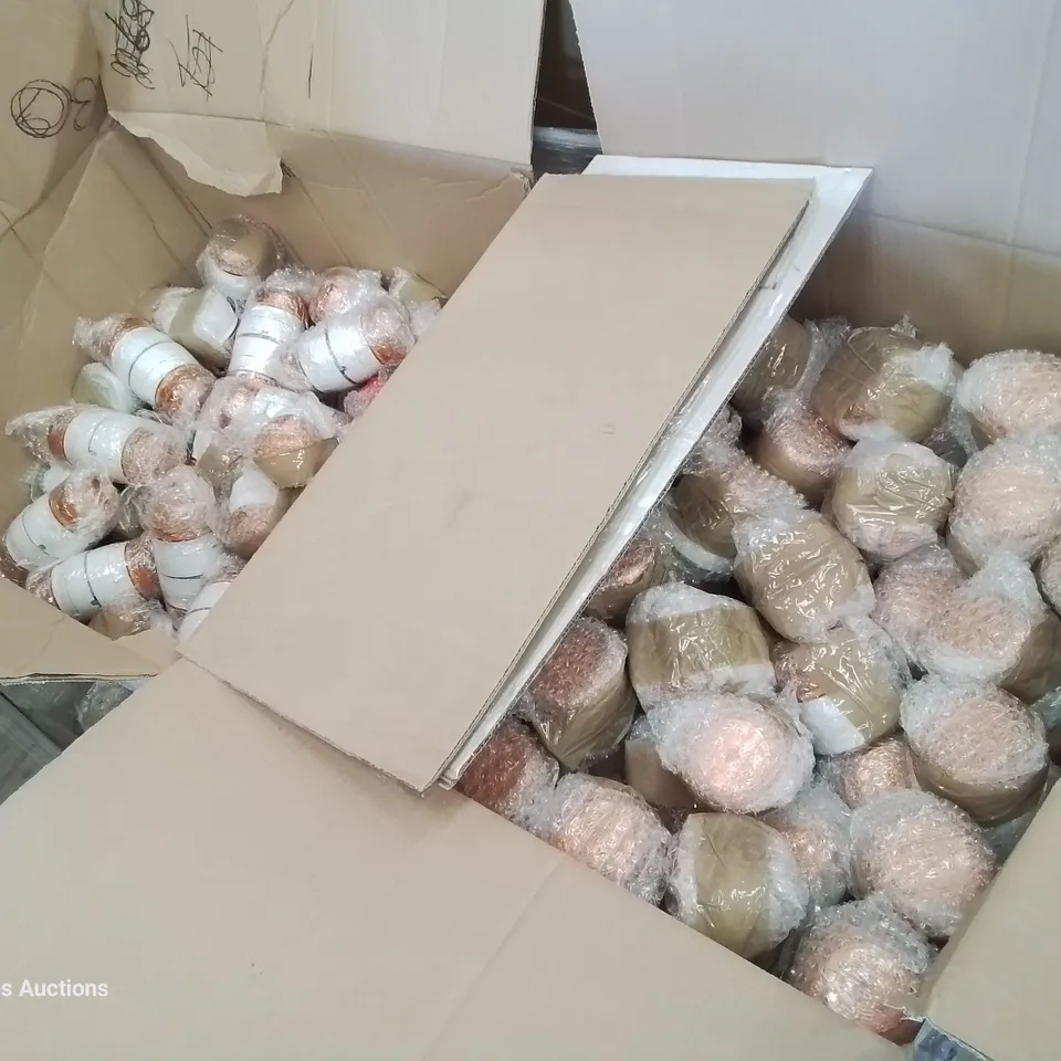 PALLET OF APPROXIMATELY 300 AMBER 230V WARNING LIGHTS