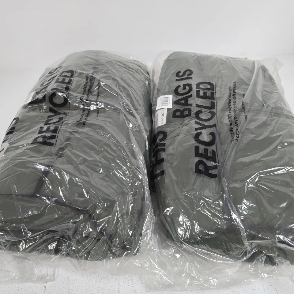 2 BAGGED PUFFER JACKETS IN STORM GREEN - LARGE