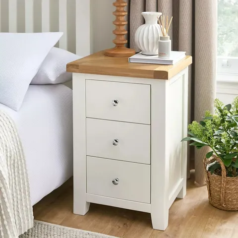 BOXED HAMILTON 3 DRAWER BEDSIDE TABLE IN WHITE/OAK - COLLECTION ONLY