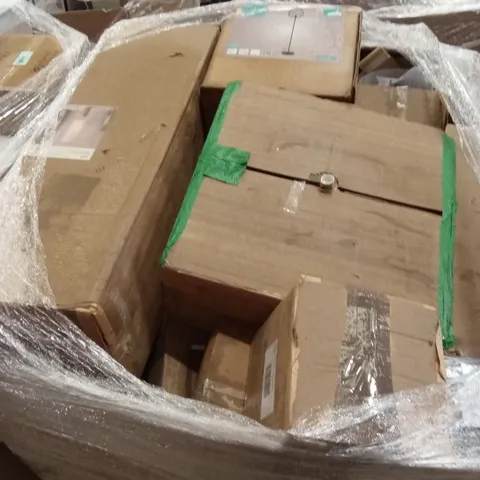 PALLET OF APPROXIMATELY 15 ASSORTED INDOOR LIGHTING PRODUCTS