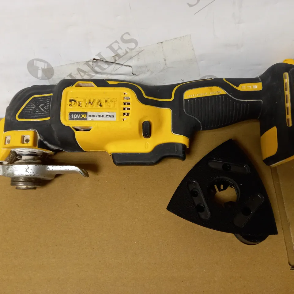 DEWALT DCS356N 18V XR BRUSHLESS OSCILLATING MULTI-TOOL BODY ONLY