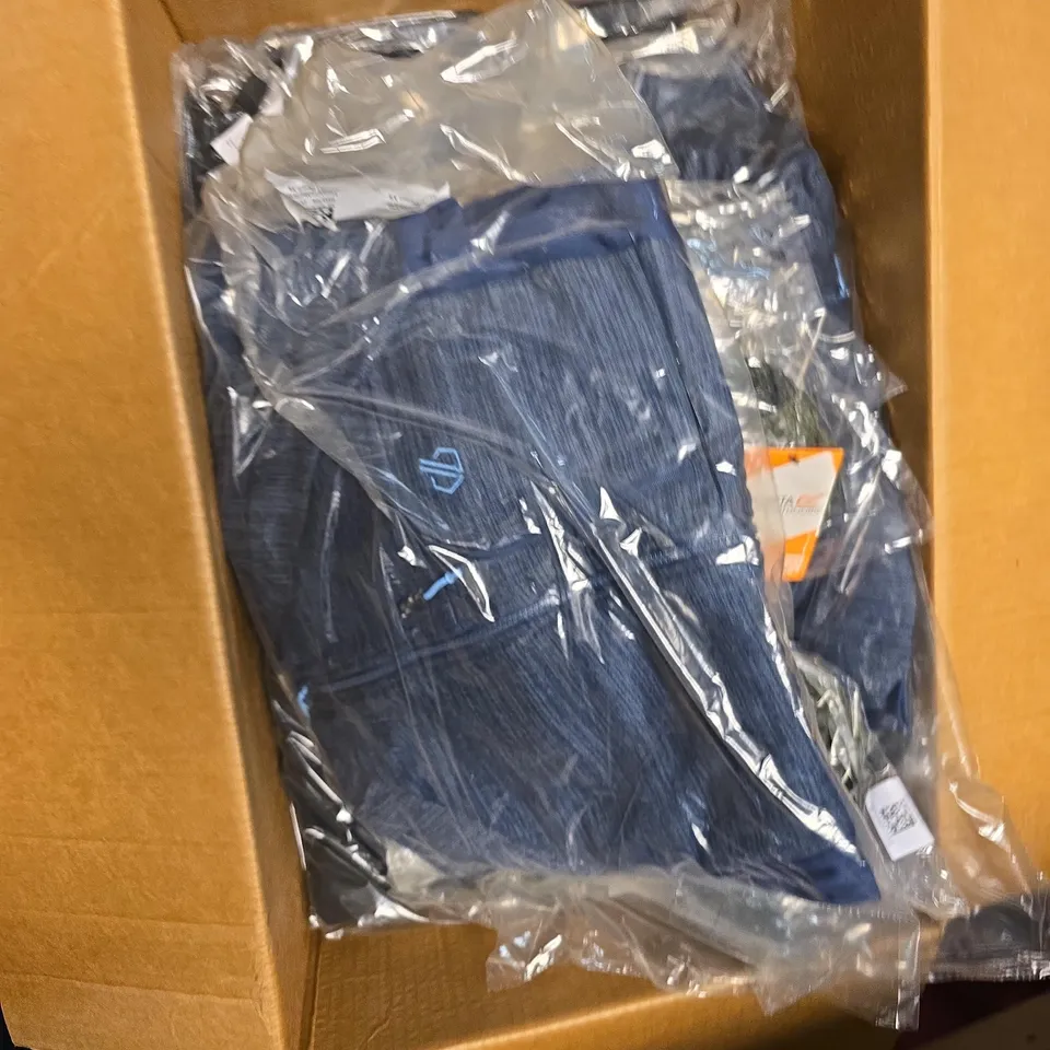 BOX OF APPROXIMATELY 25 ASSORTED BRAND NEW REGATTA ITEMS TO INCLUDE: FRANKIE ZIP FLEECE 