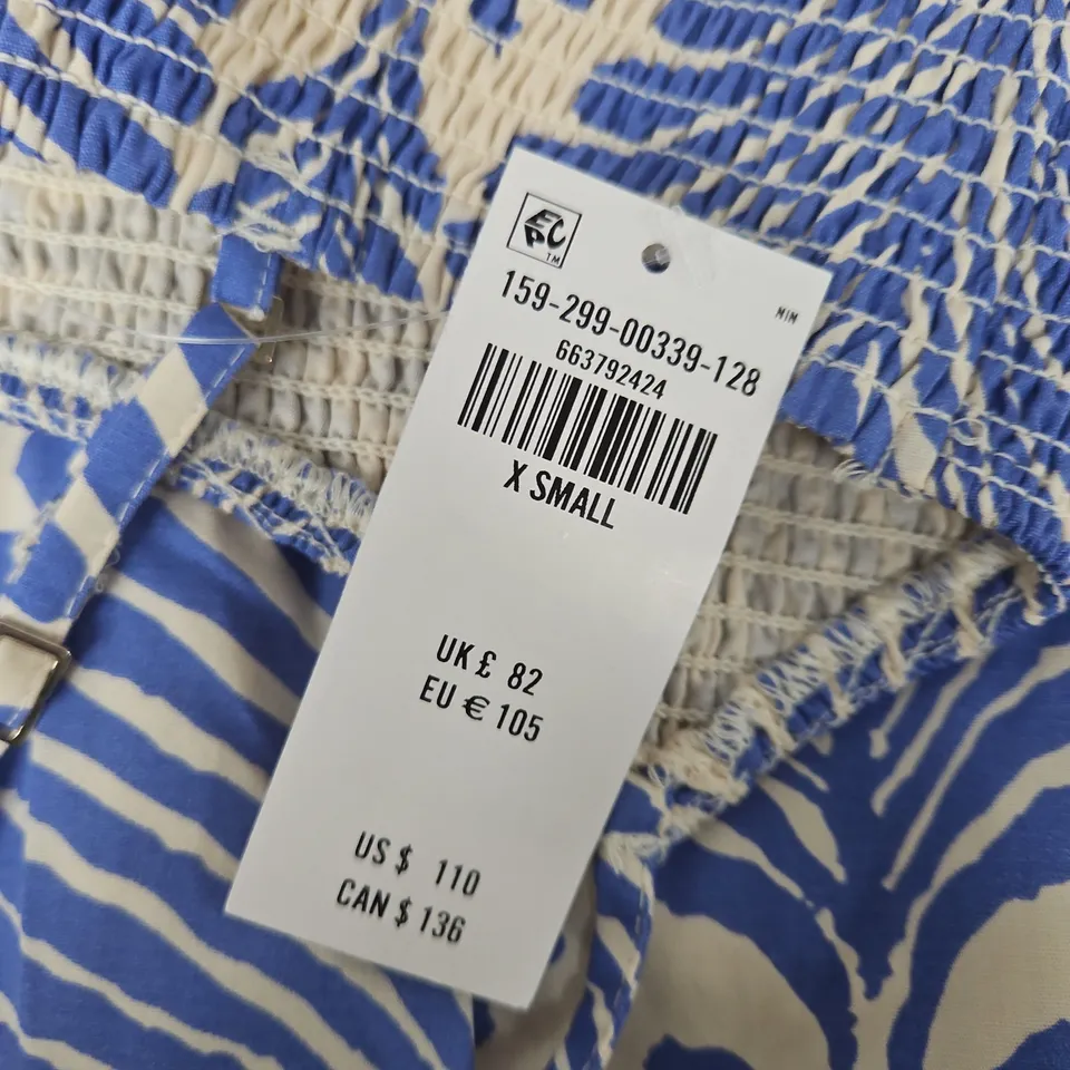 ABERCROMBIE & FITCH WOMEN'S BLUE & WHITE SMOCKED BODICE DRESS - X-SMALL