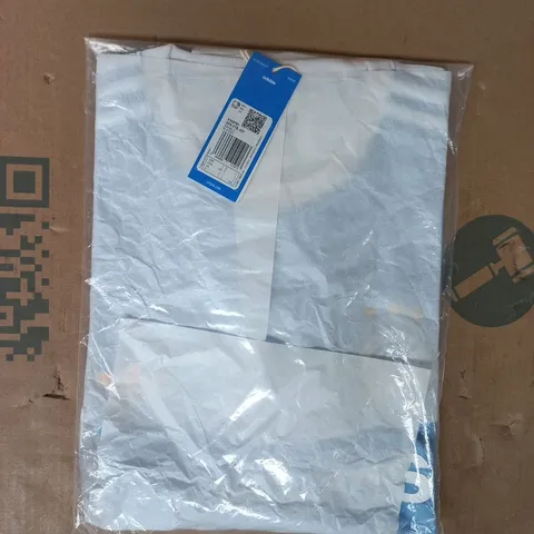 BAGGED ADIDAS FOOTBALL INSPIRED JACQUARD JERSEY IN SKY BLUE SIZE LARGE
