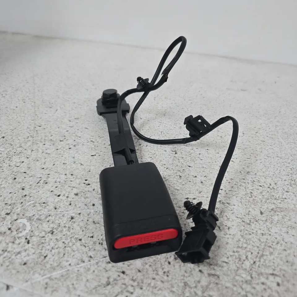FRONT LEFT SEAT BELT BUCKLE (P/N 406000389AA) – ORIGINAL SPARE PART
