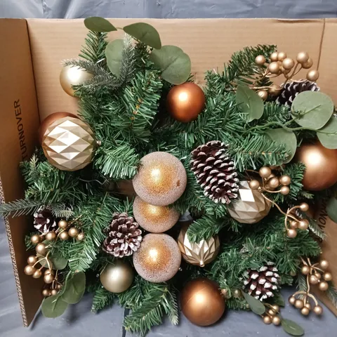 COPPER AND GOLD PRE-LIT FESTIVE WREATH