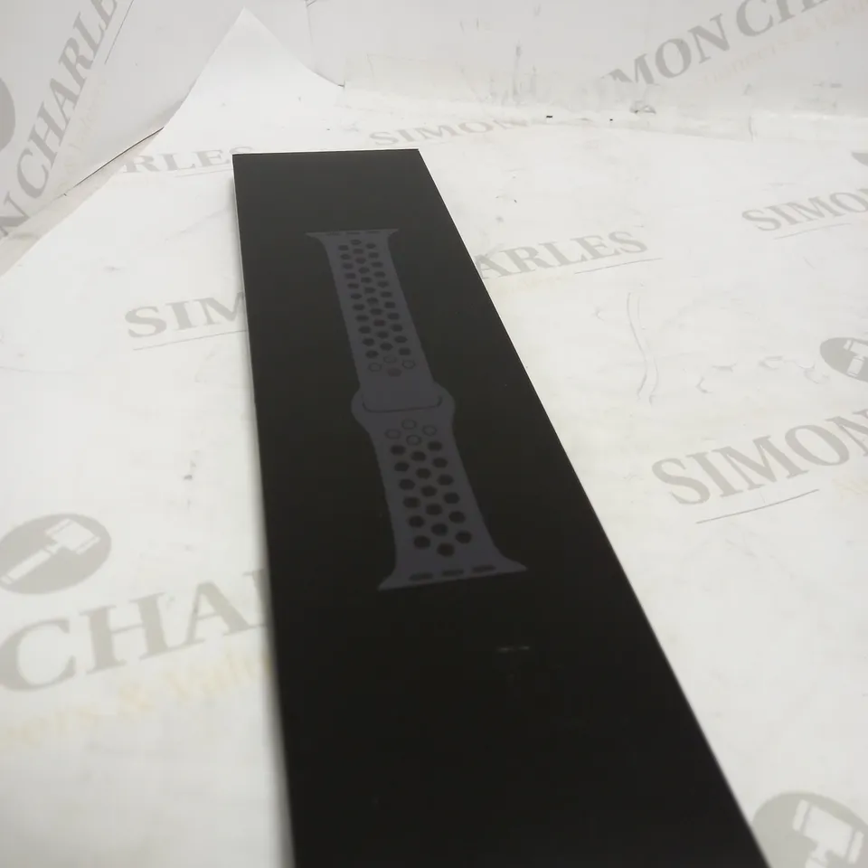 APPLE WATCH NIKE SPORT BAND WITH SPACE BLACK STAINLESS STEEL PIN 44MM - ANTHRACITE/BLACK