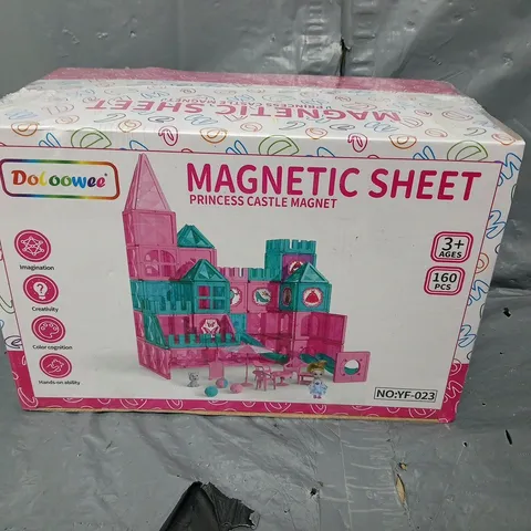 BOXED DOLOOWEE MAGNETIC SHEET PRINCESS CASTLE MAGNET