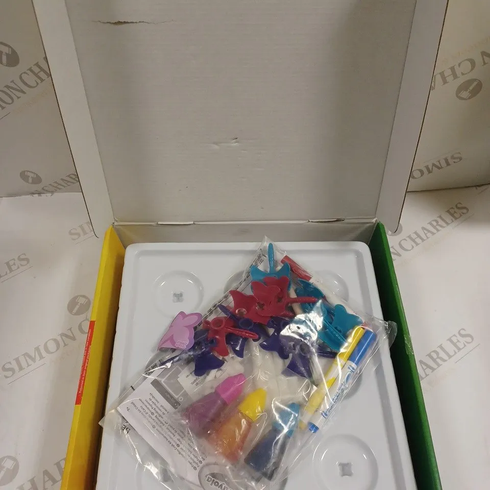 BOXED AND SEALED CRAYOLA PAPER BUTTERFLIES CRAFT KIT RRP £17.99