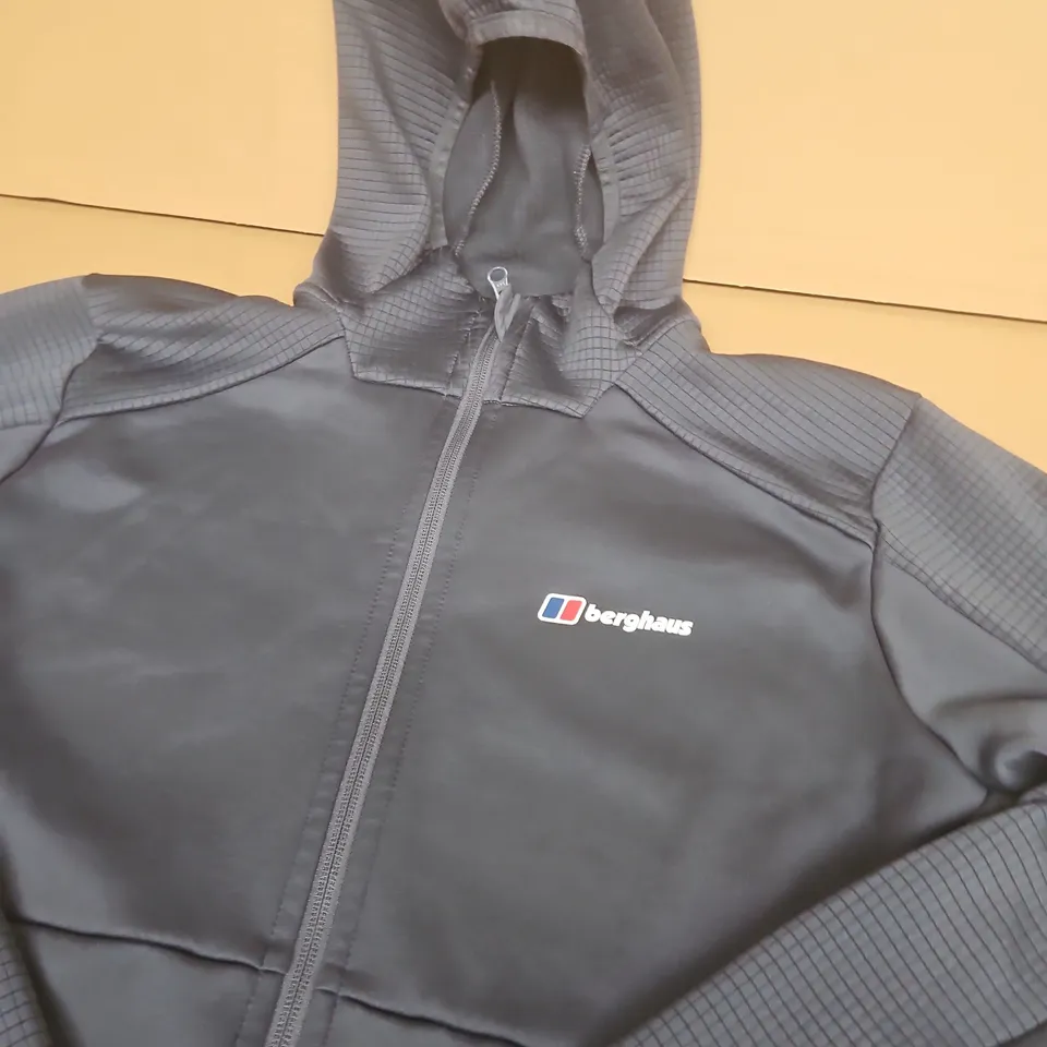 BERGHAUS HOODED JACKET –  SIZE M