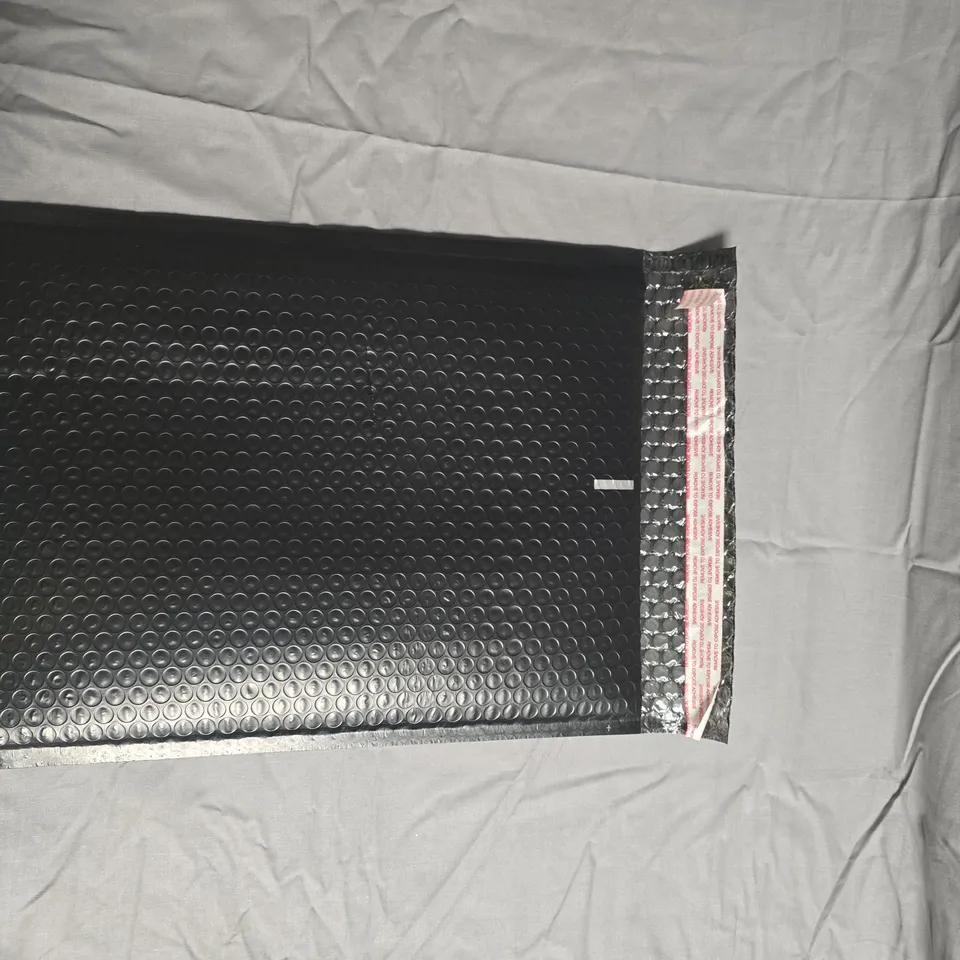 APPROXIMATELY 200 ORBYT BLACK BUBBLE MAILER PACKAGING – PADDED ENVELOPE