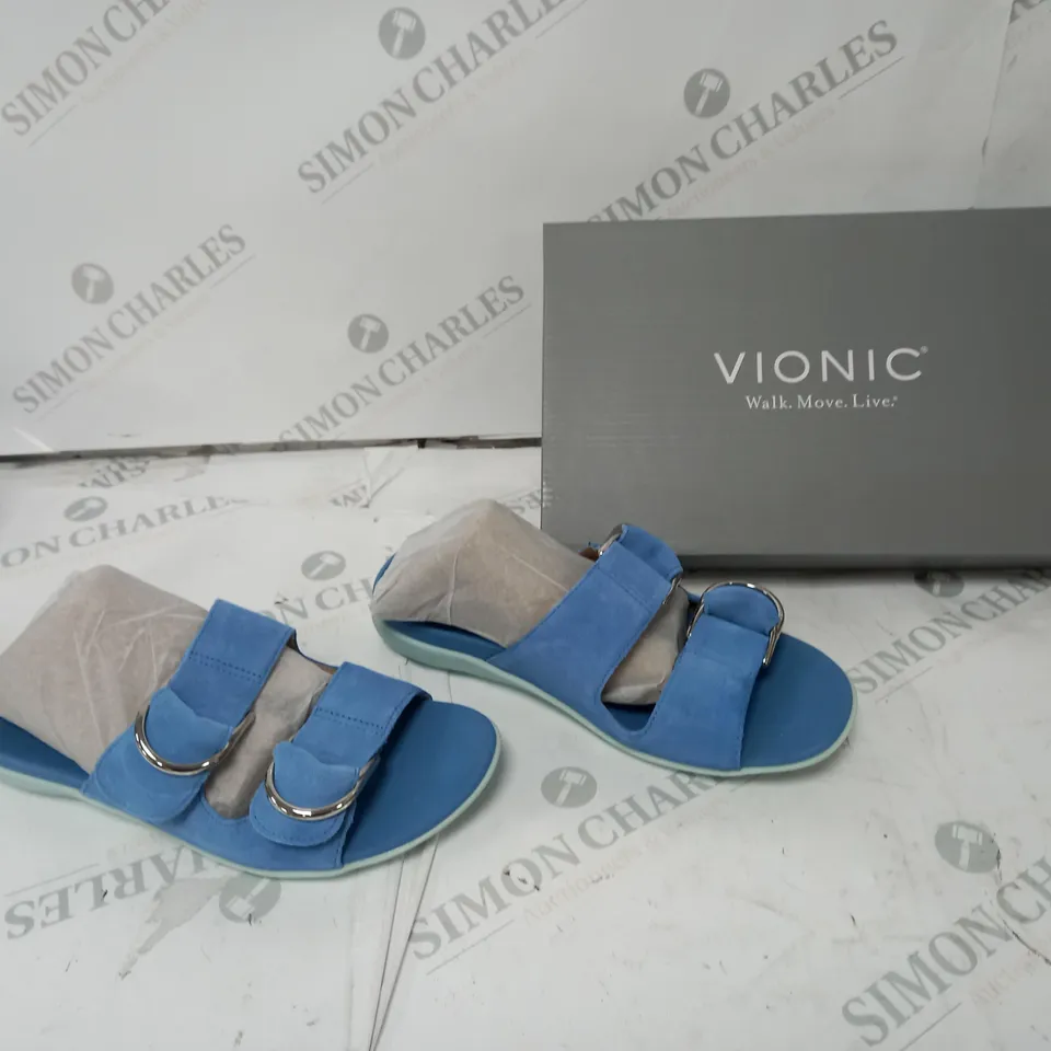 VIONIC SIZE 4A BLUE SANDALS BOXED 